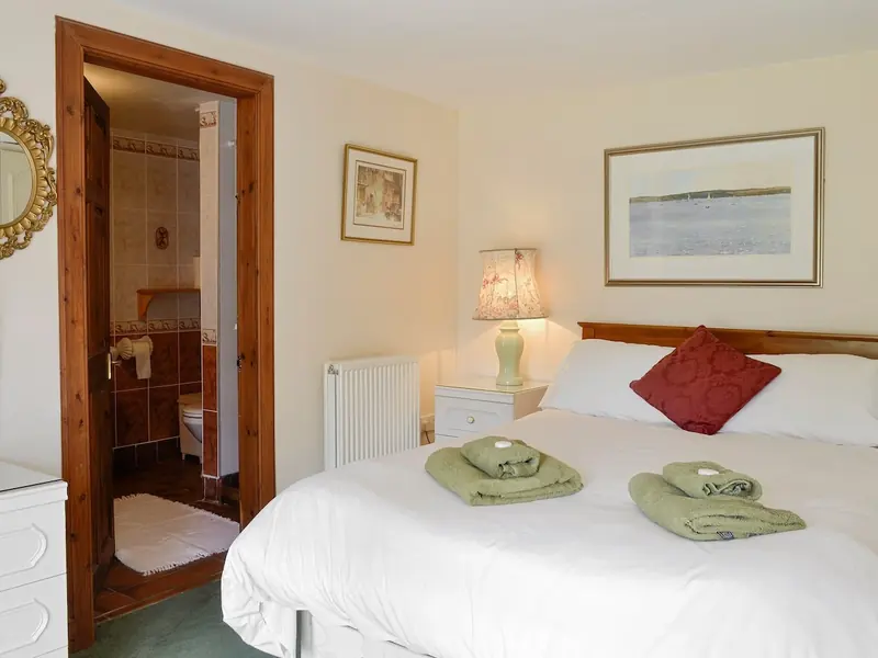 2 bedroom accommodation in Glenisla