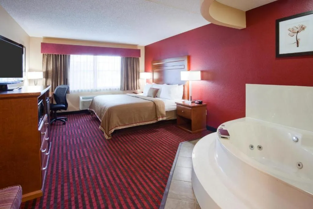 GrandStay Hotel & Suites Stillwater