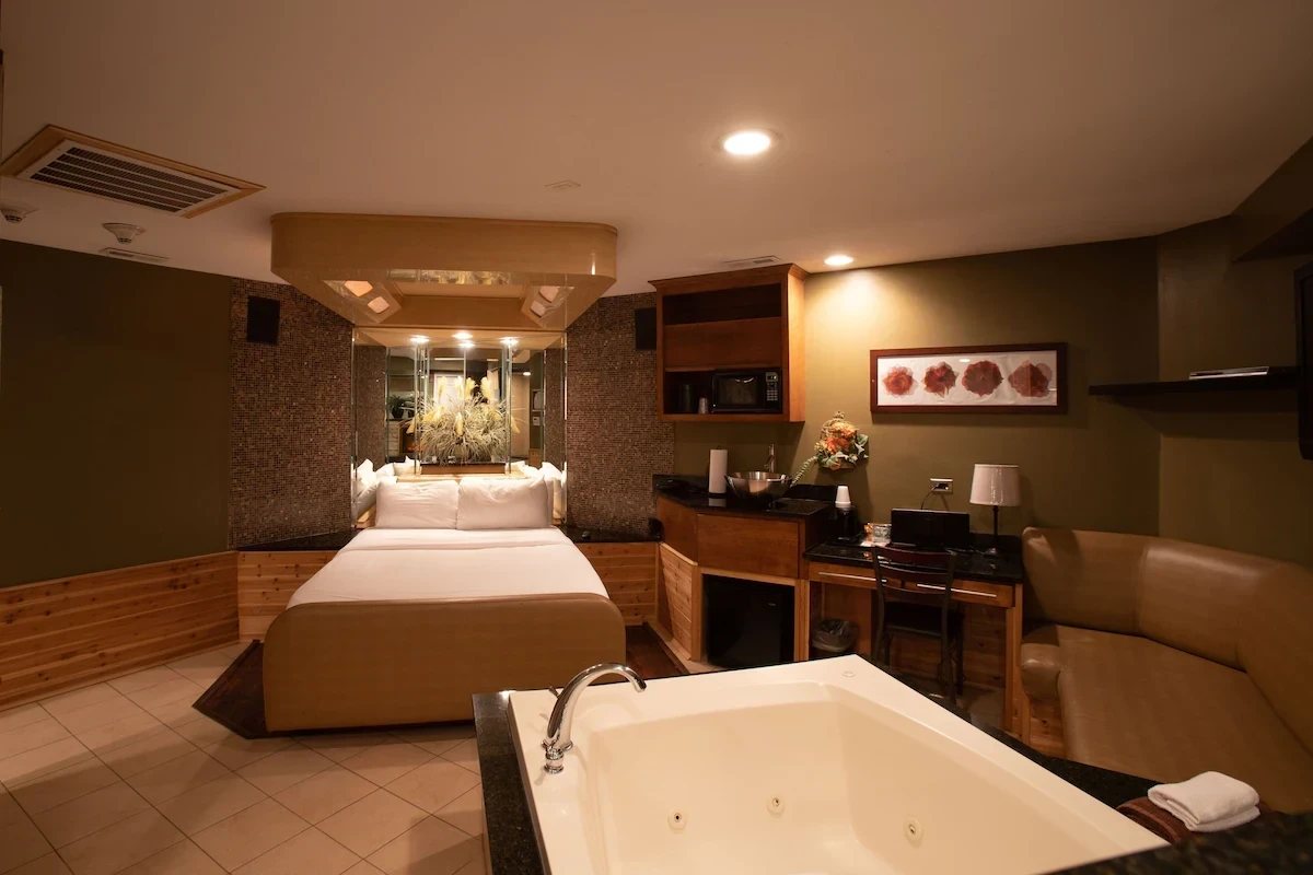 The Champagne Lodge