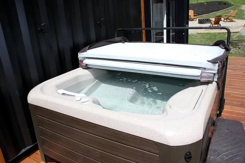 New Modern Shipping Container Home