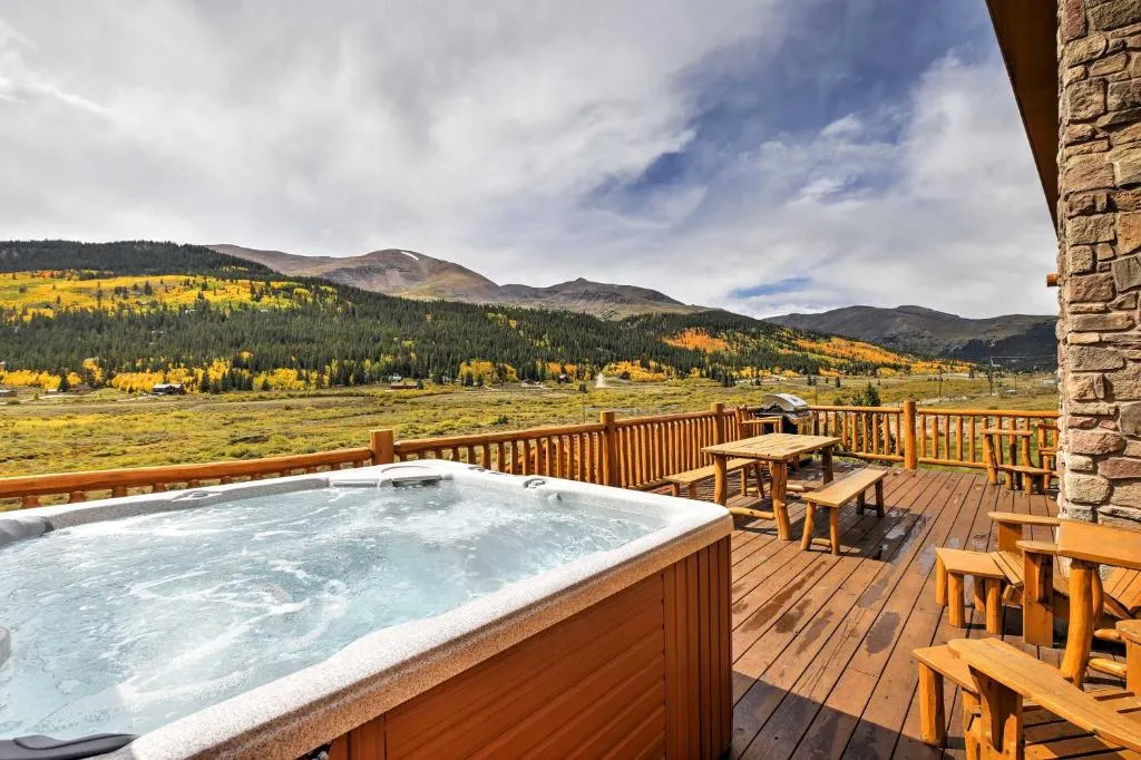 Secluded Alma Log Cabin