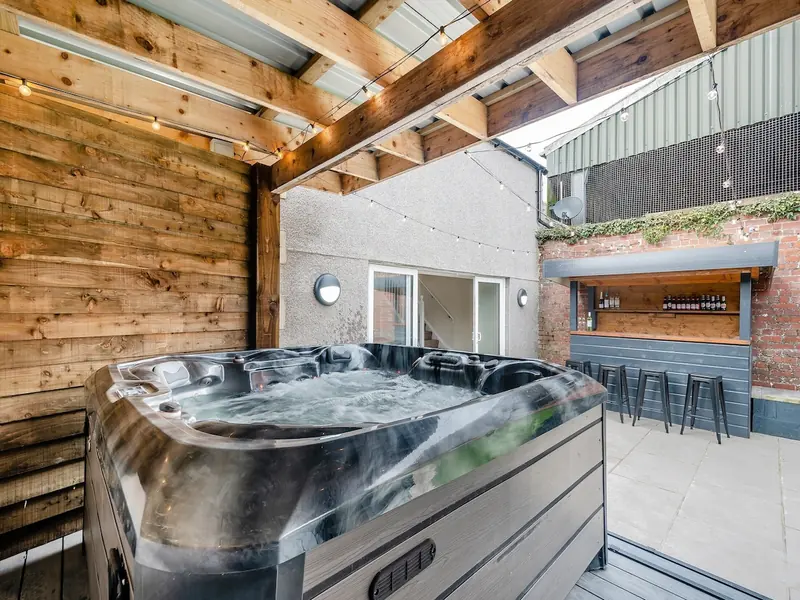 Home Farm – The Coo Shed