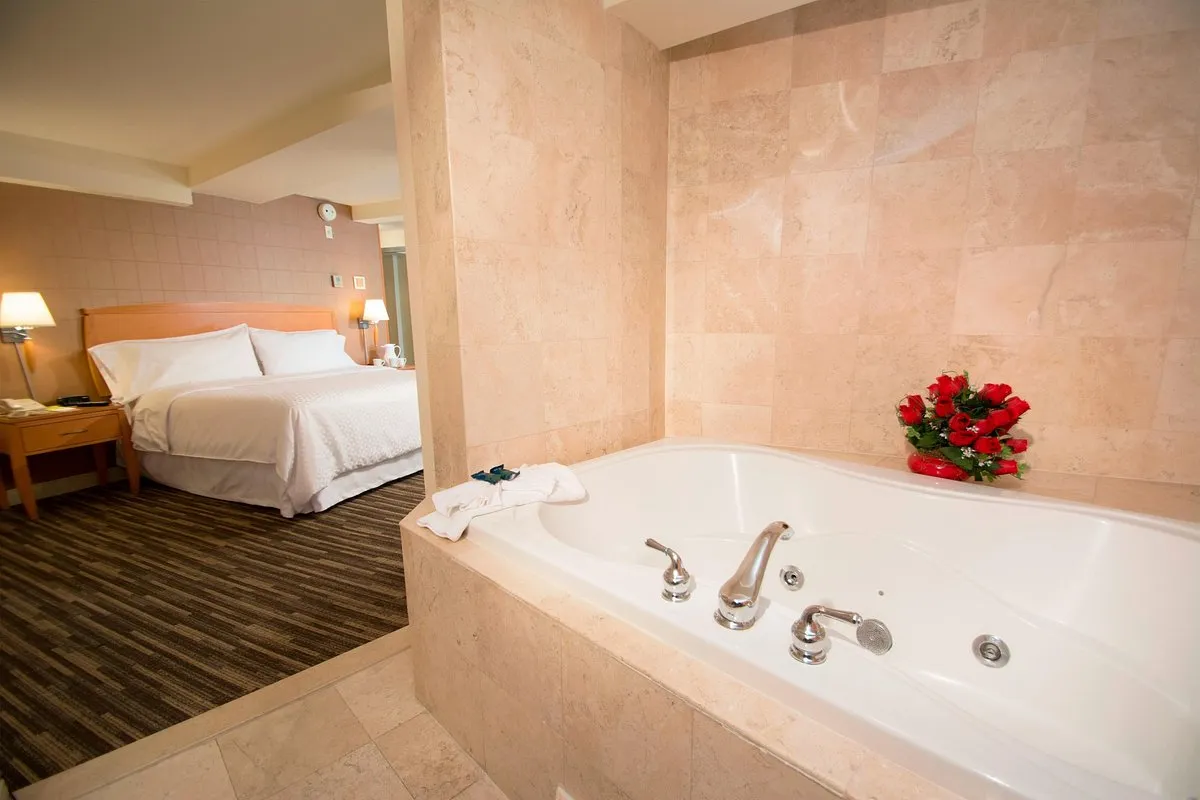 Four Points by Sheraton Melville