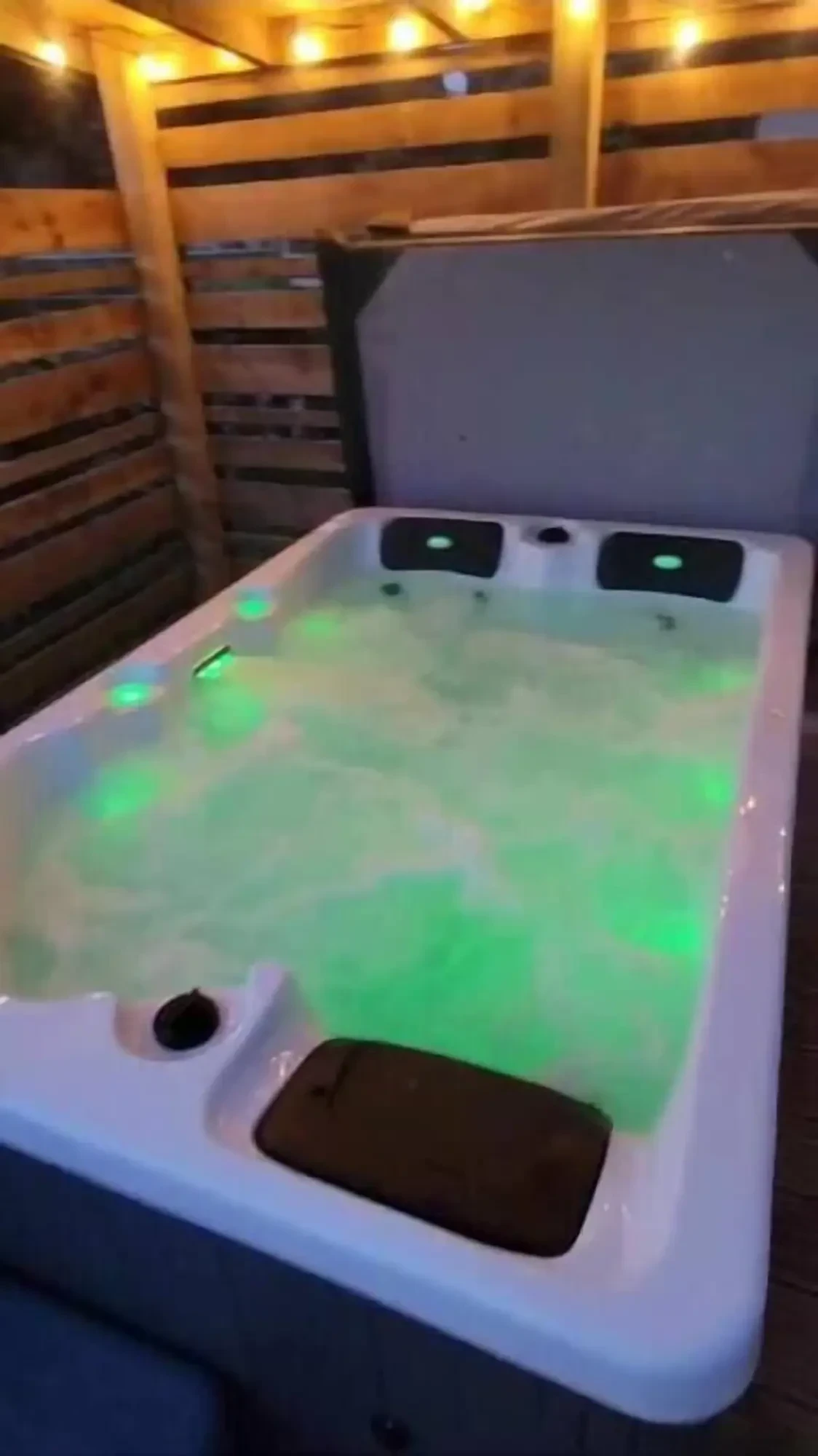 Beautiful Glamping retreat: Hot tub and views