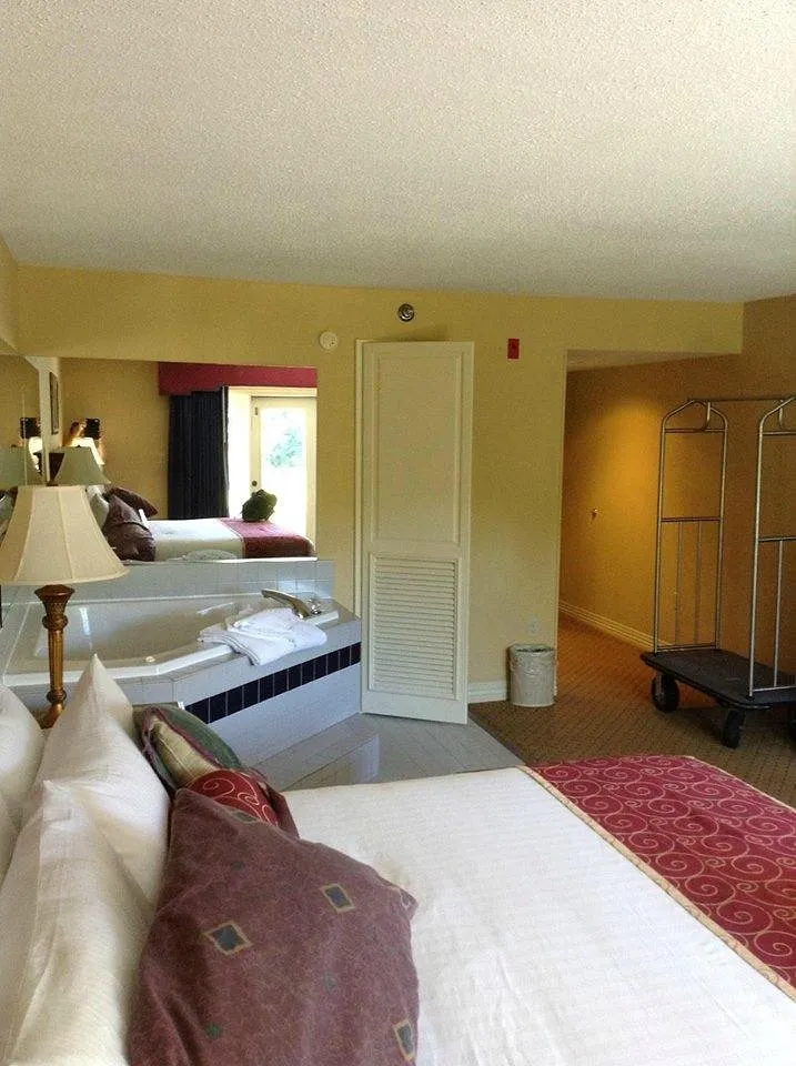 Music Road Resort Hotel
