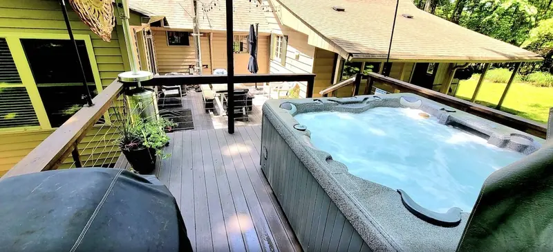 Turning Leaf Lodge