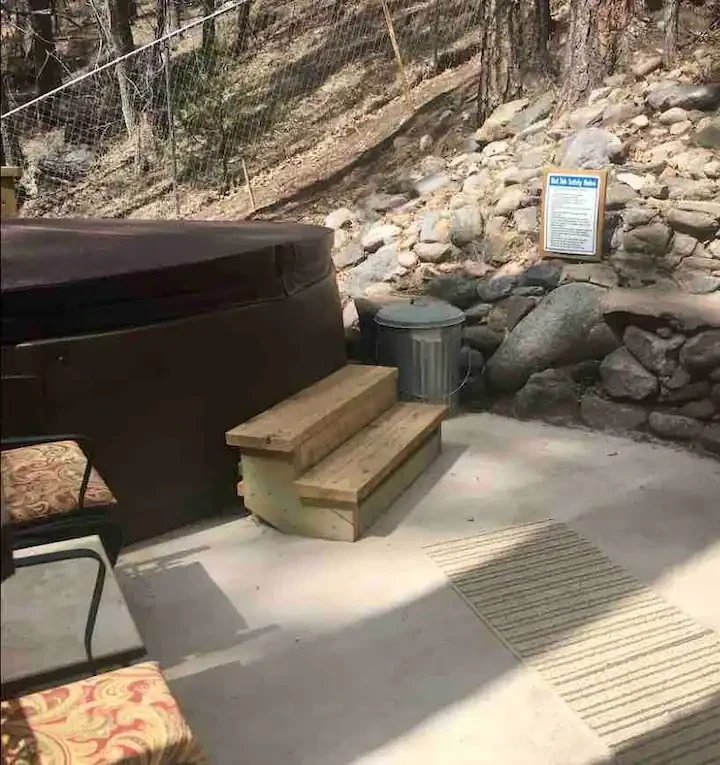 Hootie’s Cabin