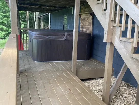 Cabin in French Creek