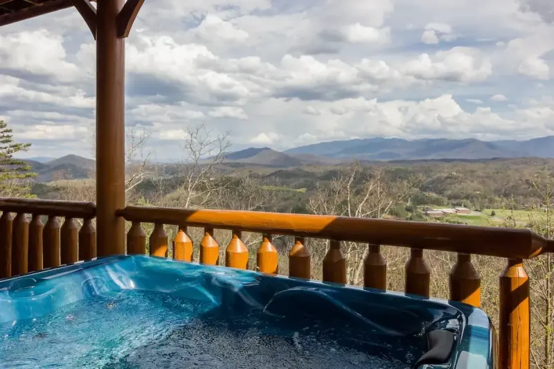 Rustic Luxury Cabin with Awesome Views – Sevierville