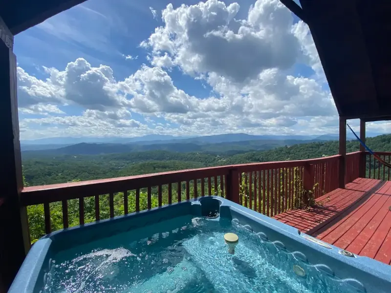 Stunning Mountain Top View – Sevierville