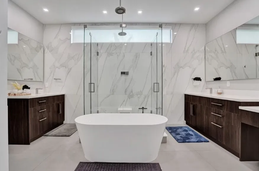 Villa Sua · Villa Sua – New Luxury Pool Home with Mini-Golf