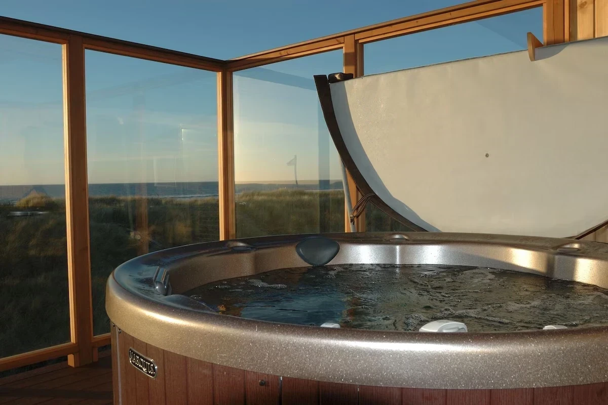 Beachfront Home with Elevator, Hot Tub and Sauna