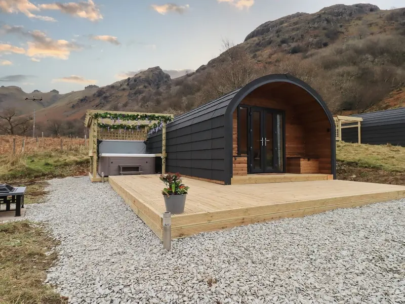 JENNY – CROSSGATE LUXURY GLAMPING