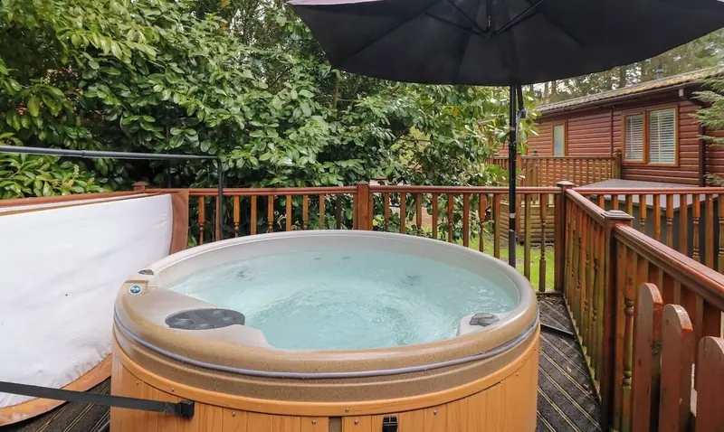 FIR TREE LODGE